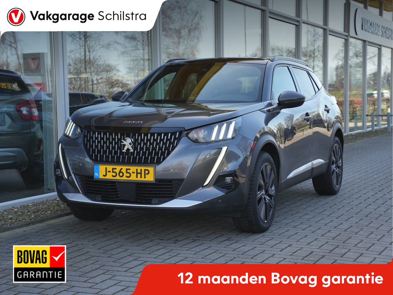 Peugeot 2008 - 1.2 PureTech GT | Premium audio | Afneembare trekhaak | Panoramisch schuifdak | - AutoWereld.nl