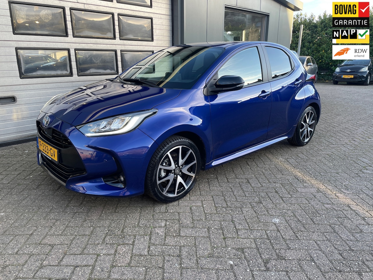 Toyota Yaris - 1.5 Hybrid Executive 1.5 Hybrid Executive, 14.000 KM, 1e Eigenaar - AutoWereld.nl