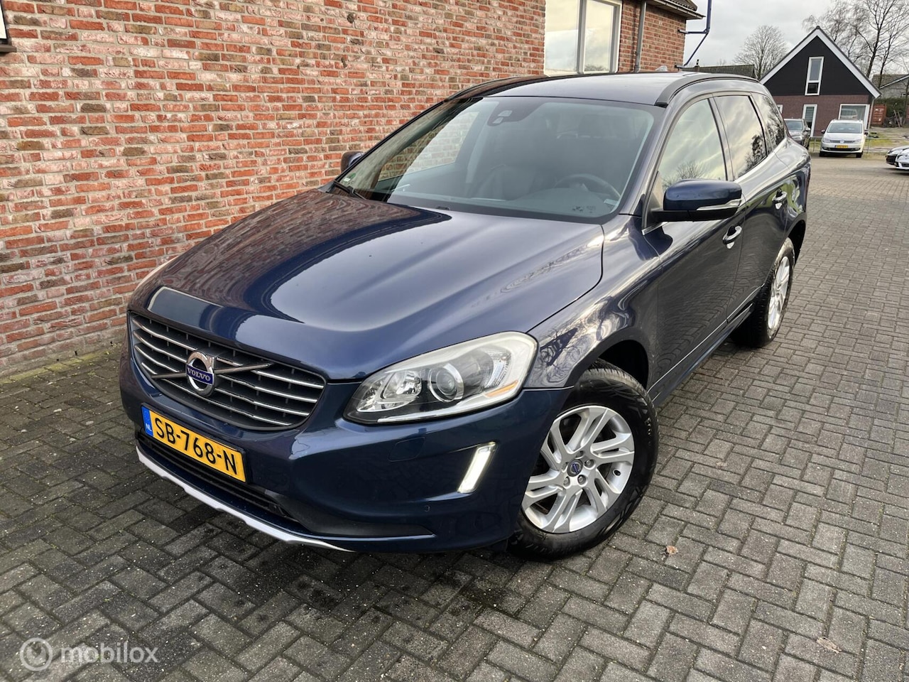 Volvo XC60 - 2.0 D4 FWD Summum 2.0 D4 FWD Summum - AutoWereld.nl