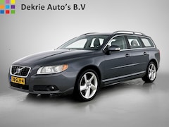 Volvo V70 - 2.4 D5 Automaat 185PK Summum / Trekhaak / Cruise-ctr. / Leder comfort / Navigatie / Airco