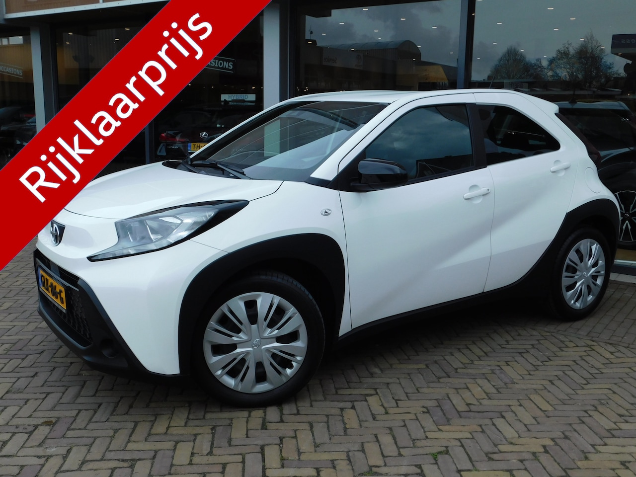 Toyota Aygo X - 1.0 VVT-i MT play 1.0 VVT-i MT Play - AutoWereld.nl