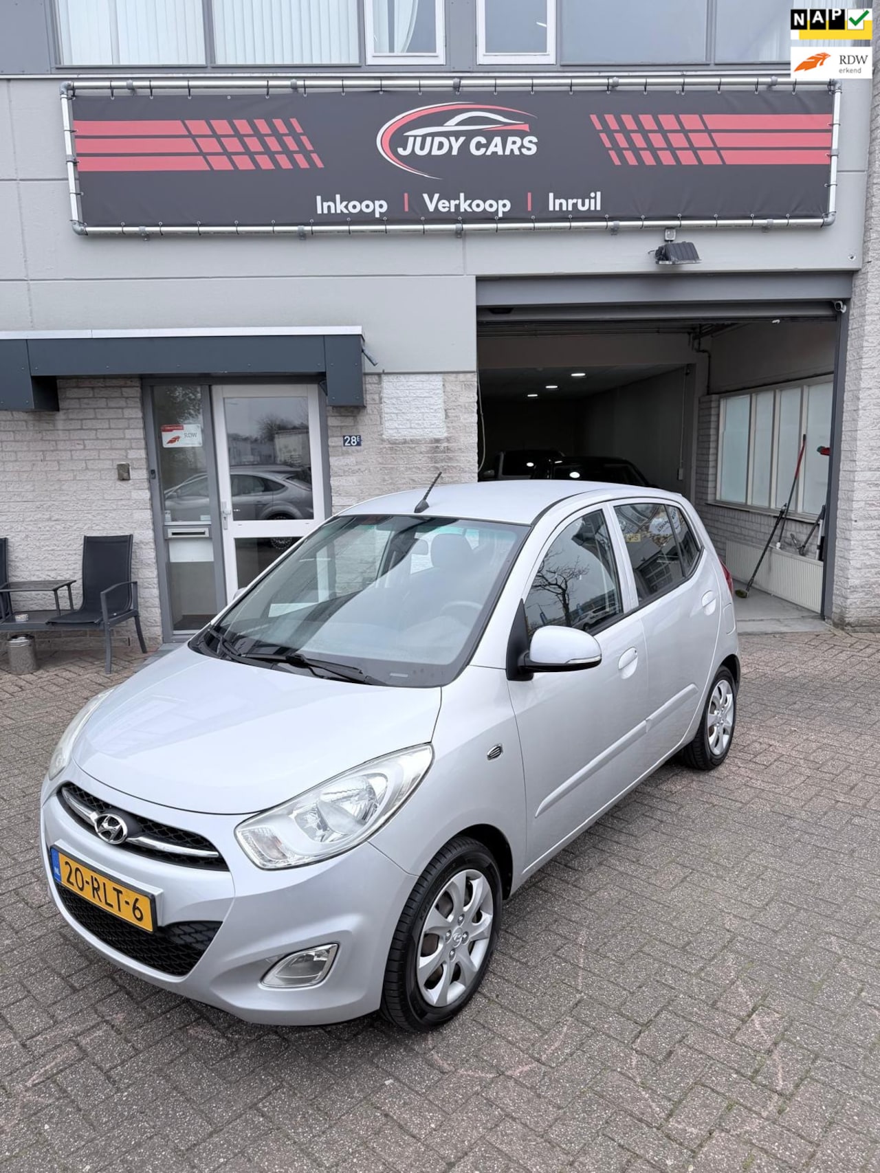 Hyundai i10 - 1.2 i-Motion Cool 1.2 i-Motion Cool - AutoWereld.nl