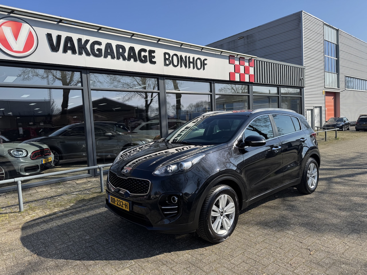 Kia Sportage - 1.6 GDI DynamicLine CAMERA-CLIMA-TREKHAAK - AutoWereld.nl