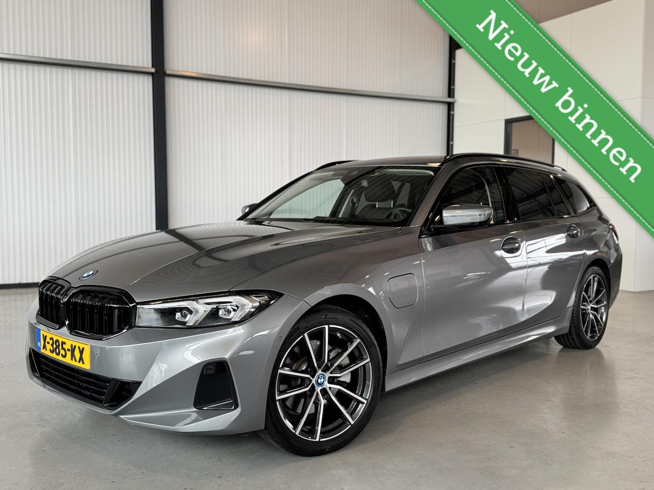 BMW 3-serie Touring - 320e 150kW PHEV Touring|Widescreen|Sportstoelen|SoH98%| - AutoWereld.nl