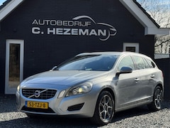 Volvo V60 - 1.6 T3 Ocean Race LEDER XENON DEALEROH NAVIGATIE CRUISE CONTROL