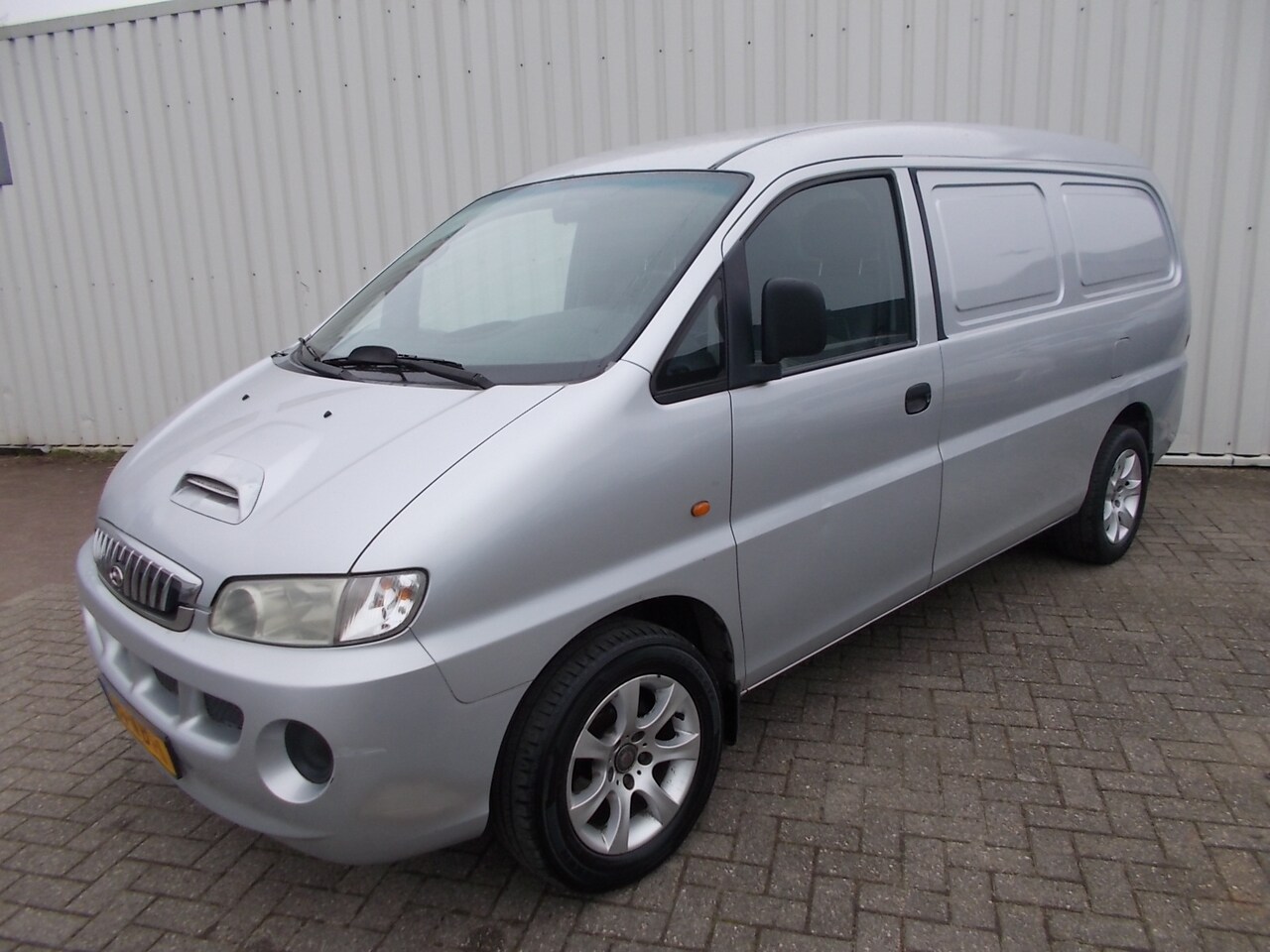 Hyundai H 200 - 2.5 TCI lang 2.5 TCI lang - AutoWereld.nl