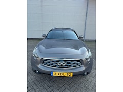 Infiniti FX - 37 S