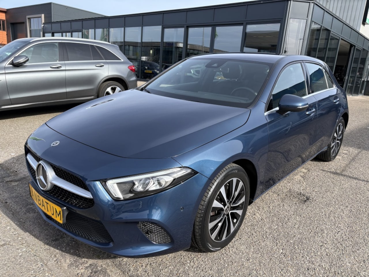 Mercedes-Benz A-klasse - 250 e Premium 250 e Premium - AutoWereld.nl