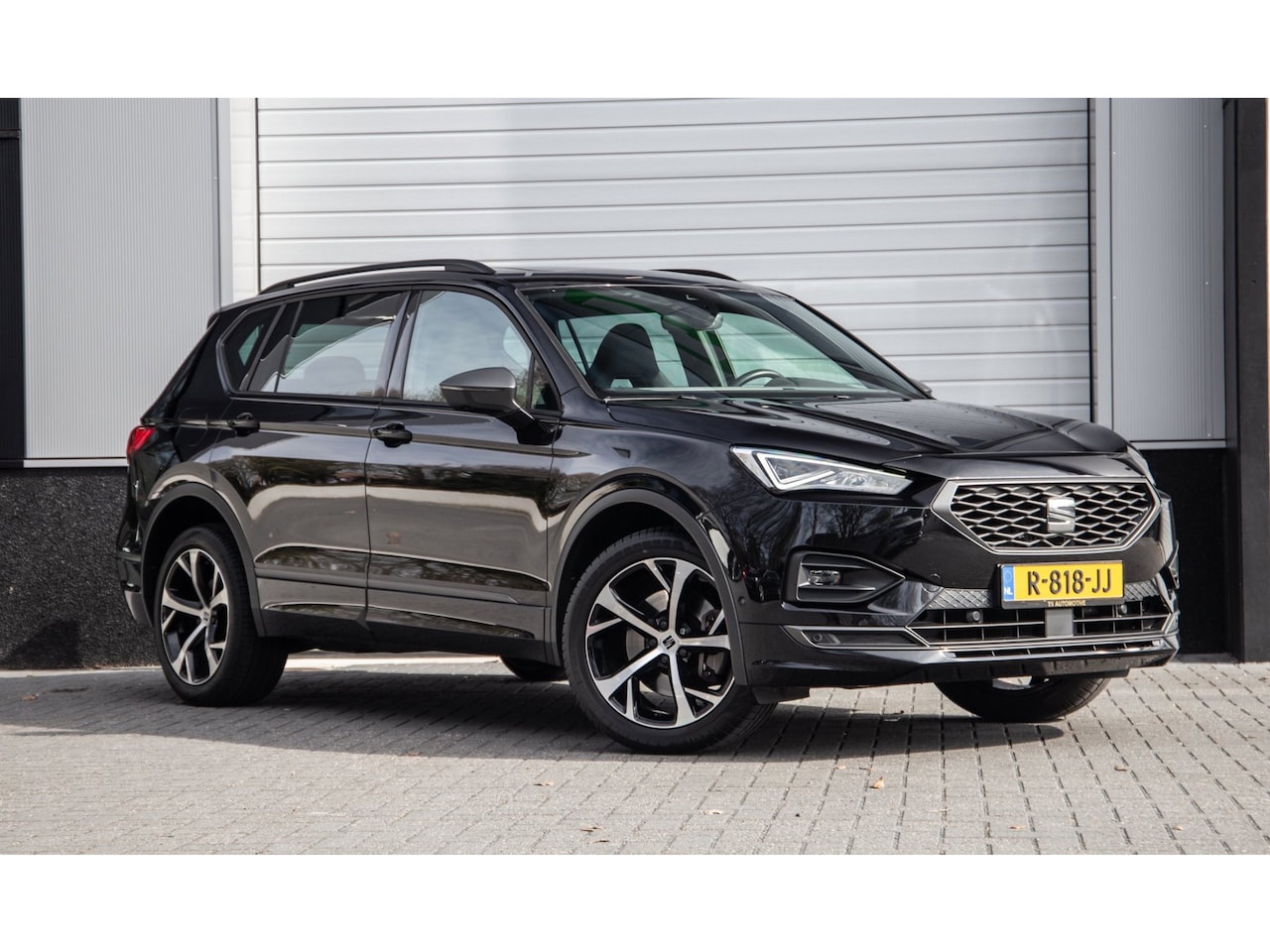 SEAT Tarraco - 1.4 TSI e-Hybrid PHEV FR Business Intense / Panorama / Stoel verwarming / Virtual - AutoWereld.nl