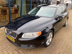 Volvo V70 - 2.5FT Automaat Summum LPG G3 / YOUNGTIMER