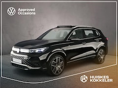 Volkswagen Tiguan - 1.5 eHybrid R-Line Edition 272pk DSG Automaat, Panoramadak, Trekhaak, Adaptive cruise cont