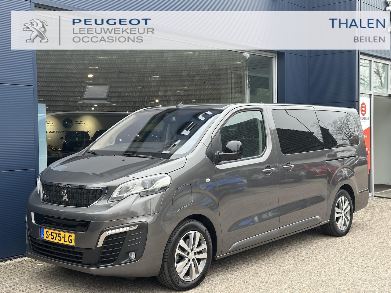 Peugeot e-Traveller - 75 kWh Business Allure VIP Long |100 % Elektrisch | Automaat | Lengte 3 | Vol Opties ! | L - AutoWereld.nl