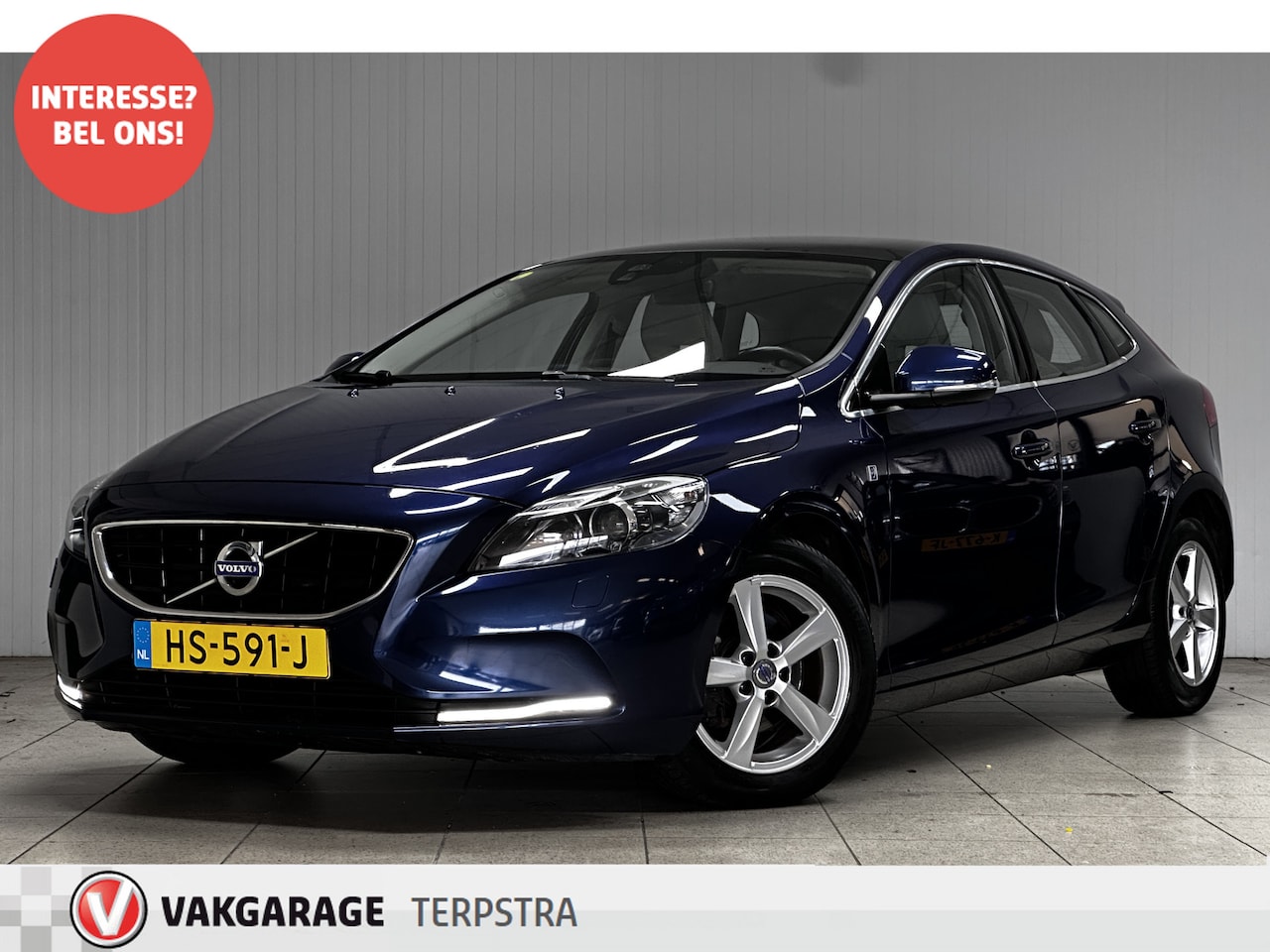 Volvo V40 - 2.0 D2 Ocean Race Business/ Pano-Dak!/ Trekhaak/ Bi-Xenon/ Camera/ Elek.Stoel+Memory/ LEDE - AutoWereld.nl