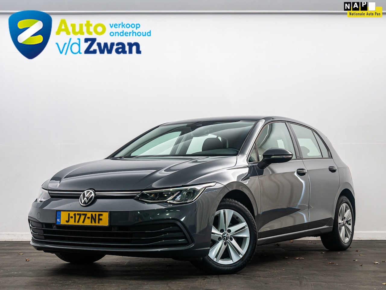 Volkswagen Golf - 1.5 TSI Life Acc/Led/CarPlay/Virtual - AutoWereld.nl