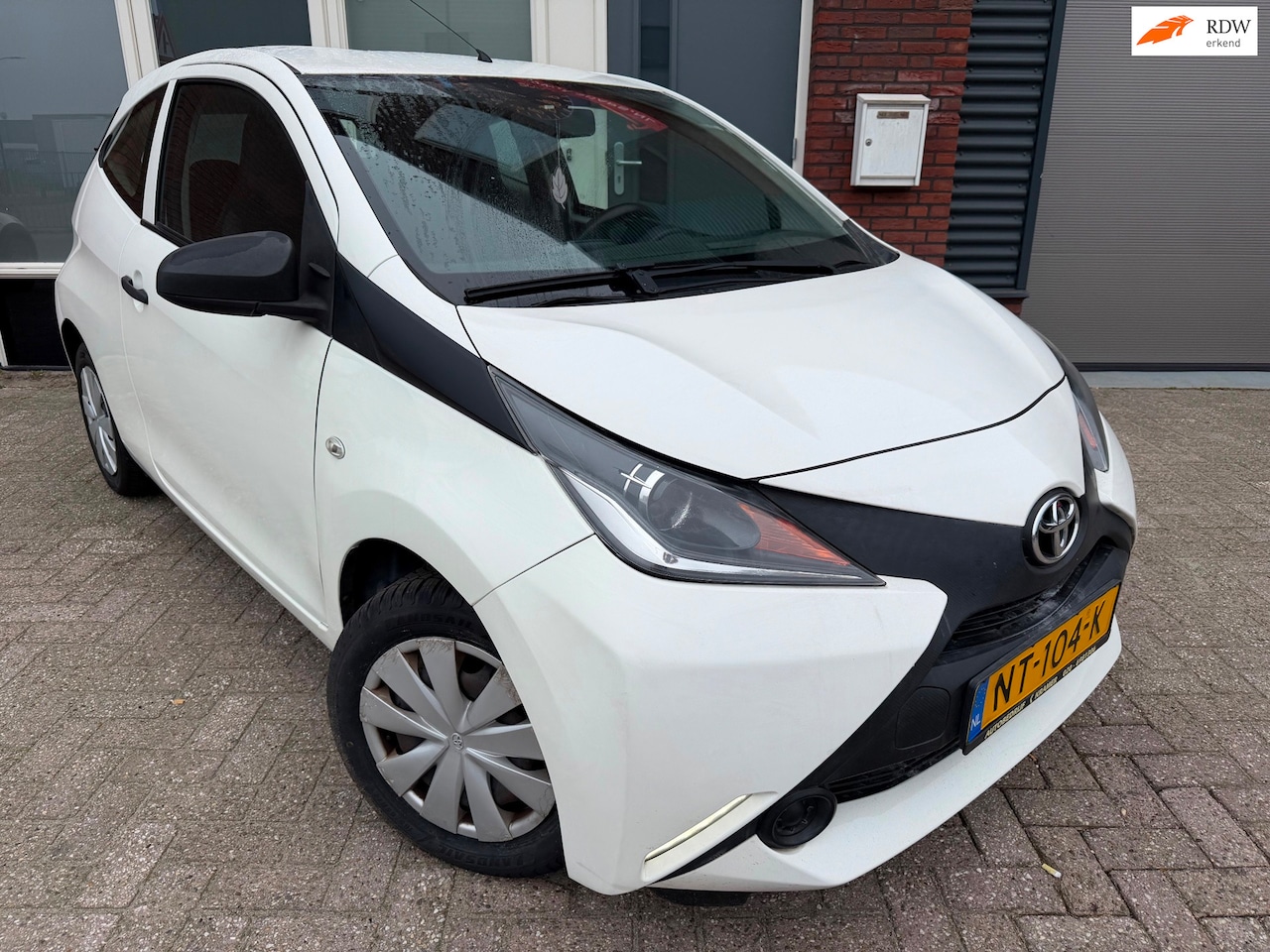 Toyota Aygo - 1.0 VVT-i x / LED / NAP / Cruise - AutoWereld.nl
