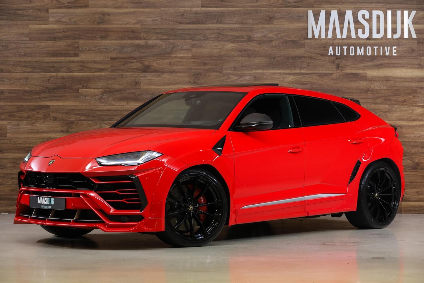 Lamborghini Urus - Novitec Widebody|Carbon|HUD|Pano|Massage|Ventilatie| - AutoWereld.nl