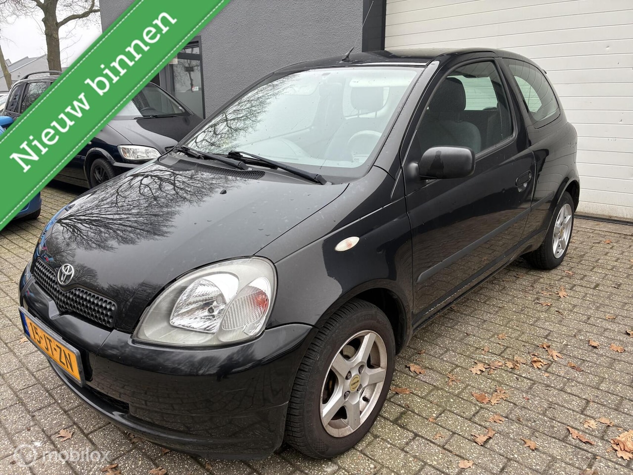 Toyota Yaris - 1.0-16V VVT-i / LANGE APK / ZUINIG / GOEDKOOP - AutoWereld.nl