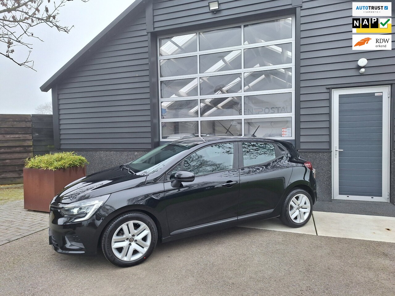 Renault Clio - 1.0 TCe Zen 1e Eig. BTW-Auto ! Pack Easy Link, Navigatie, Apple-Carplay, Cruise-Control, A - AutoWereld.nl