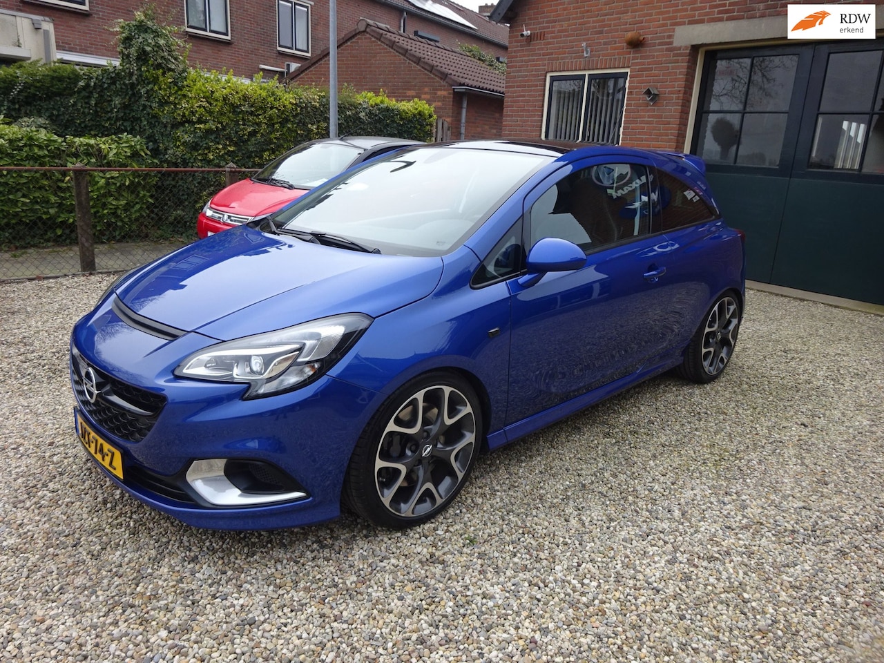 Opel Corsa - 1.6 Turbo OPC Climate controle, Achteruitrijcamera, Lederen bekleding - AutoWereld.nl
