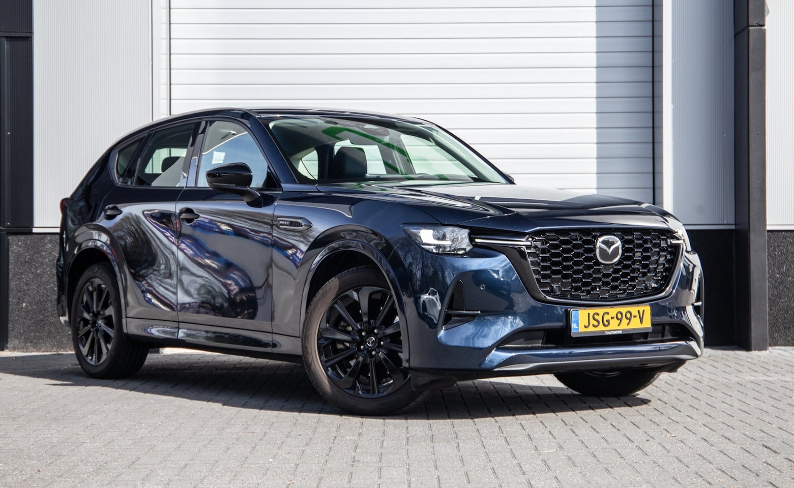 Mazda CX-60 - 2.5 e-SkyActiv PHEV Homura / Stoel koeling / Carplay / Head Up - AutoWereld.nl