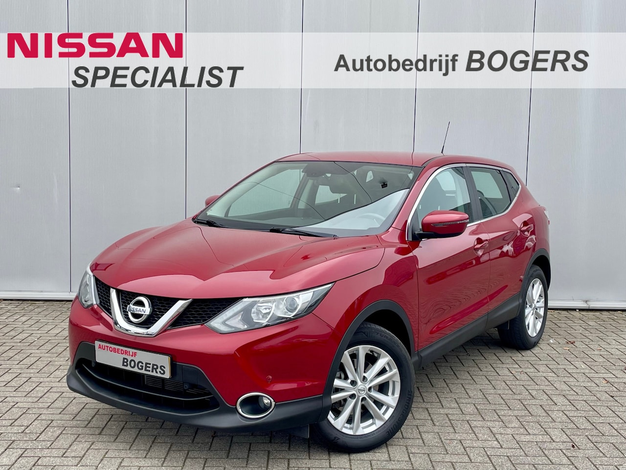 Nissan Qashqai - 1.2 Acenta Climate Control, Cruise Control, Trekhaak, 17"Lm, Parkeersensoren, Bluetooth - AutoWereld.nl