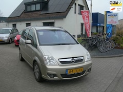 Opel Meriva - 1.6-16V Temptation met climat control en afneembare trekhaak