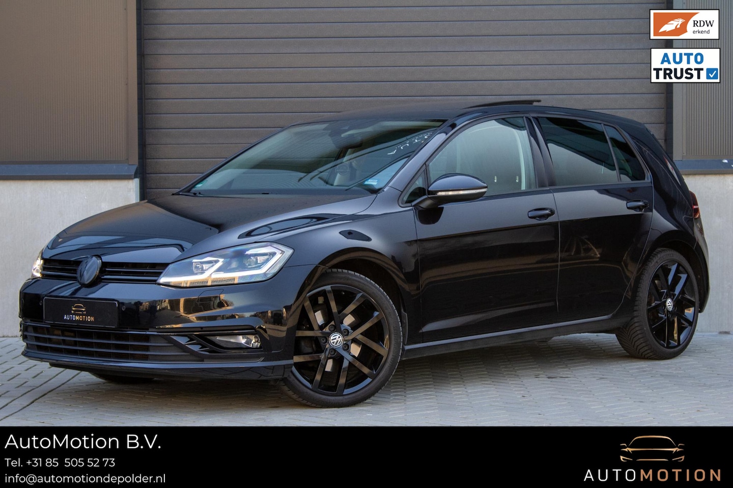 Volkswagen Golf - 1.4 TSI Highline Business Panoramadak Camera Virtuele Stoelverwarming - AutoWereld.nl