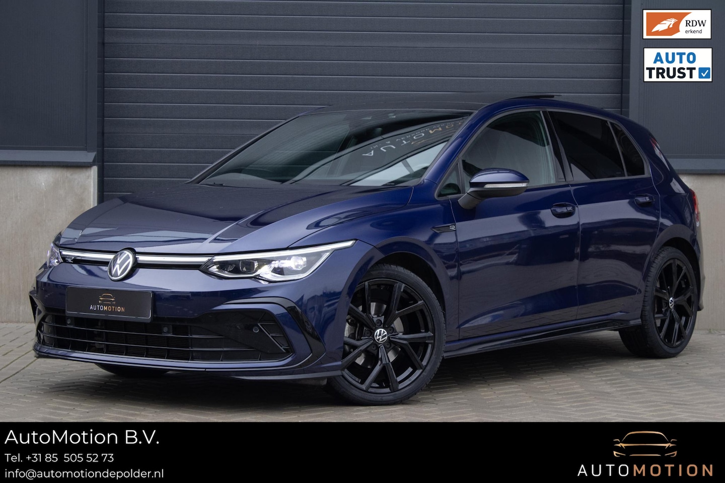 Volkswagen Golf - 1.5 eTSI R-Line Business+ PANO CAMERA ACC CARPLAY - AutoWereld.nl