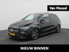 Mercedes-Benz B-klasse - 180 AMG Line AUTOMAAT | PANORAMADAK | CAMERA | NAVIGATIE | LED | HALF-LEDER