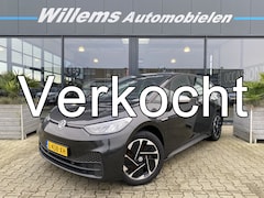 Volkswagen ID.3 - Life 58 kWh 88% SOH Stoelverwarming, Adaptieve Cruise & App-Connect