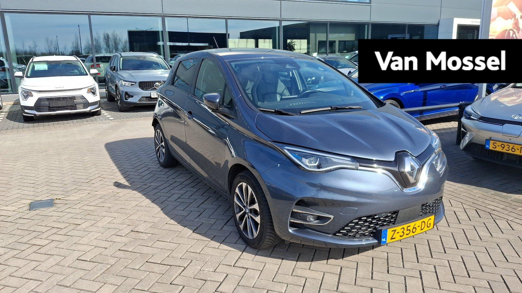 Renault Zoe - R135 Intens 52 kWh | KOOPACCU | LEDER - AutoWereld.nl