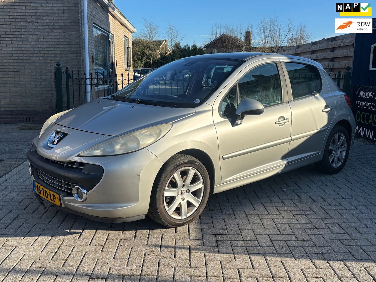 Peugeot 207 - 1.6-16V XS Pack | 5drs | trekhaak | airco | cruise |nieuwe apk - AutoWereld.nl
