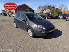 Fiat Punto - 1.3 JTD Active motor tikt lichtjes engine ticking lightly