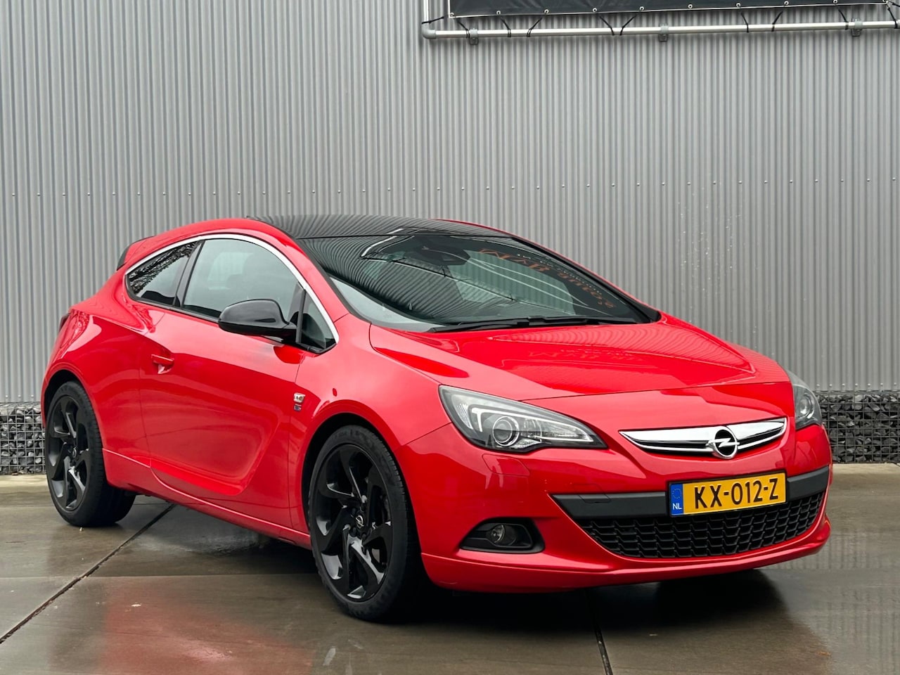 Opel Astra GTC - 1.6 Turbo Sport GTC 170 pk, leder, automaat, 20 inch velgen - AutoWereld.nl