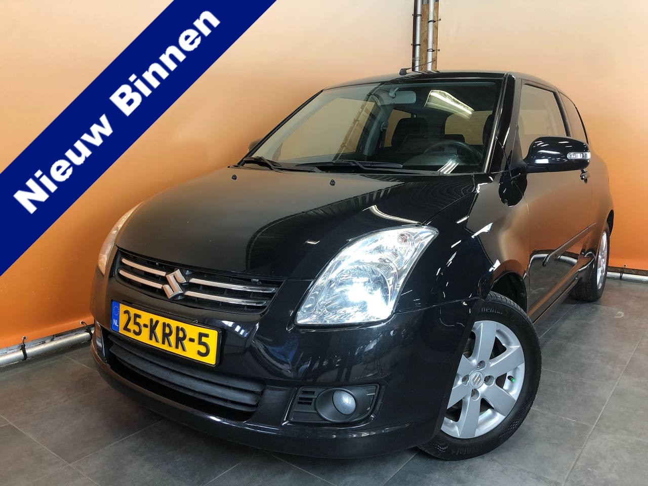 Suzuki Swift - 1.3 Limited nieuwe koppeling + versn bak stoelverw lmv - AutoWereld.nl