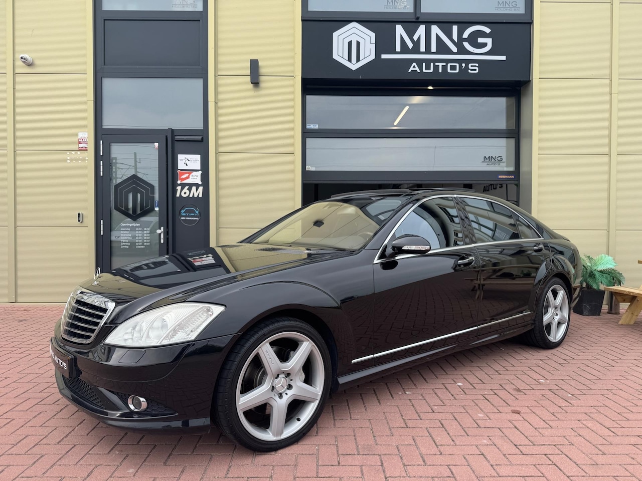 Mercedes-Benz S-klasse - 500 Lang AMG V8|DTC+|PANO|SOFTCLOSE|KEYLES|NIGHVISION - AutoWereld.nl