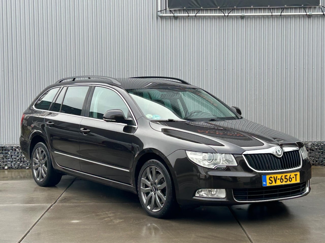 Skoda Superb Combi - 2.0 TDI Greentech Arctic Active 2.0 TDI Greentech Arctic Active, Navi, Clima, Trekhaak - AutoWereld.nl