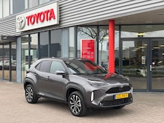 Toyota Yaris Cross - 1.5 Hybrid 115 First | Trekhaak | Hoge instap | Clima | Achterui