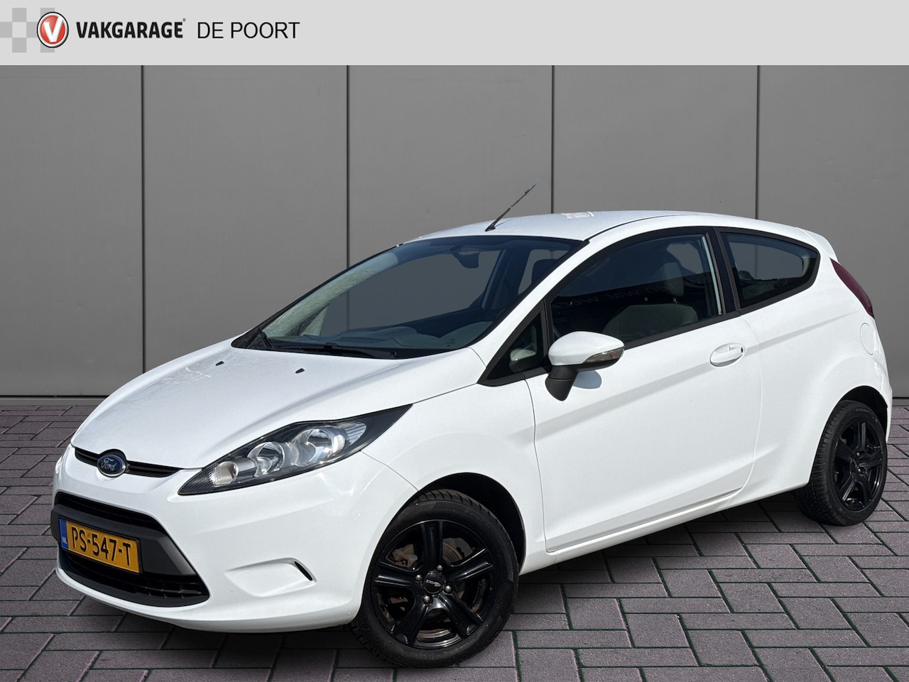 Ford Fiesta - 1.25 Limited | Airco | Stoelverw. | Sportvelgen - AutoWereld.nl