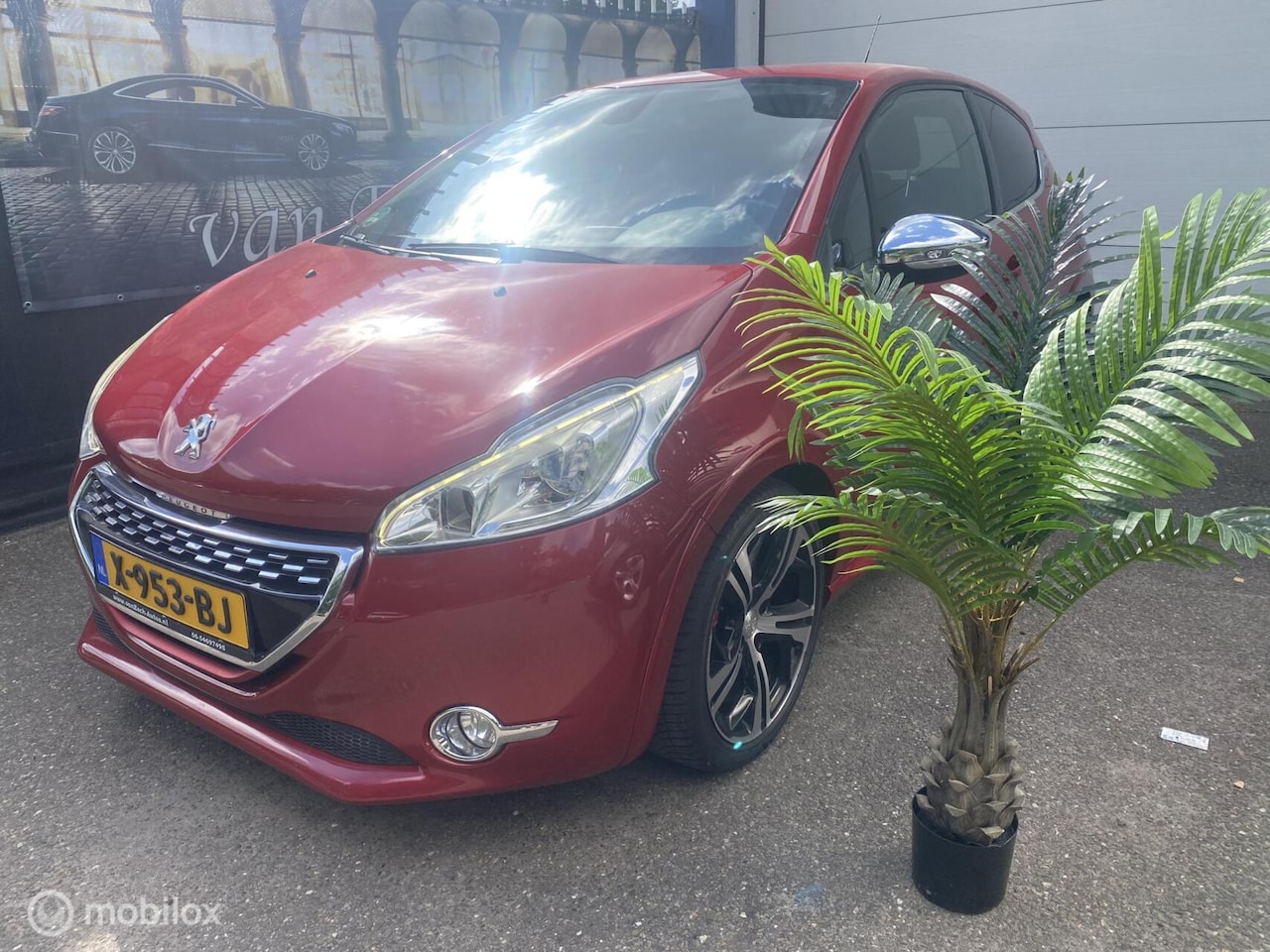Peugeot 208 - 1.6 GTi 200 pk 104.DKM CLIMA LEDER CRUISE - AutoWereld.nl