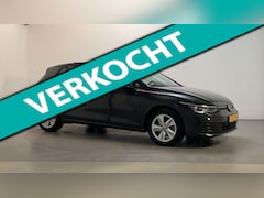 Volkswagen Golf - 1.5 TSI Life Business Alcantara Virtual Cockpit Parkeersensoren