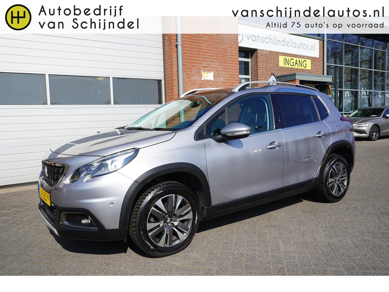 Peugeot 2008 - 1.2 PURETECH AUTOMAAT ALLURE LUXE ORIGINEEL NL PANORAMADAK CAMERA TREKHAAK ANDROID/APPLECA - AutoWereld.nl