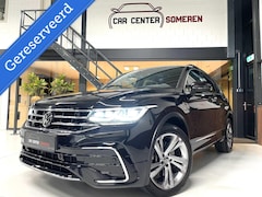 Volkswagen Tiguan - 1.4 TSI eHybrid R-Line Business+/Cam/ Trekhaak/ IQ LED/ 19''LMV