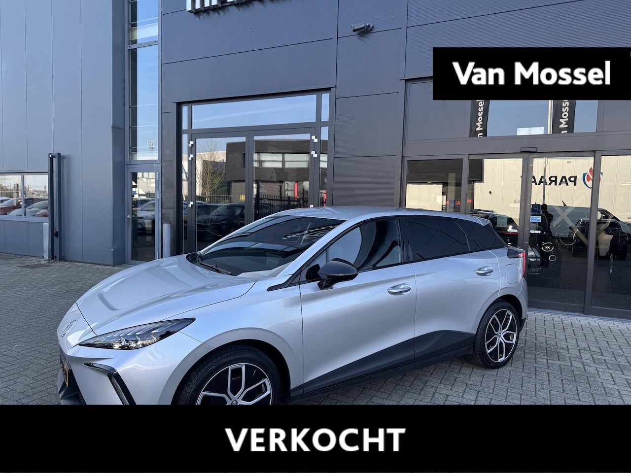 MG MG4 - Luxury 64kWh Luxury 64 kWh - AutoWereld.nl