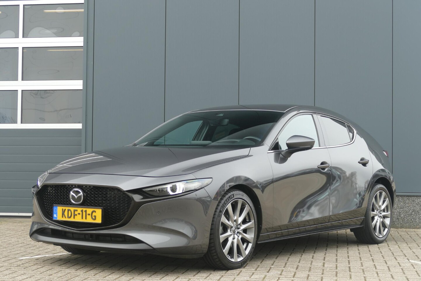 Mazda 3 Sport - 2.0 e-SkyActiv-G M Hybrid 150 Sportive ADAPTIEVE CRUISE CONTROL | RIJKLAARPRIJS | - AutoWereld.nl