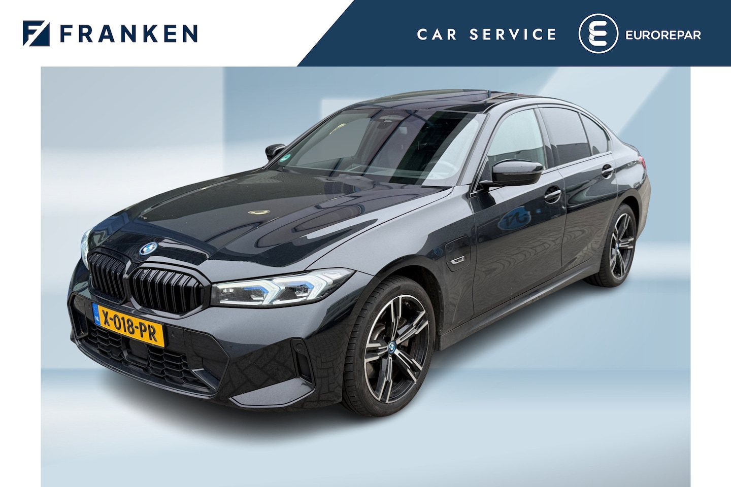 BMW 3-serie Touring - 330e xDrive M-Sport | Panoramadak | Harman Kardon | Head-up | BLIS - AutoWereld.nl