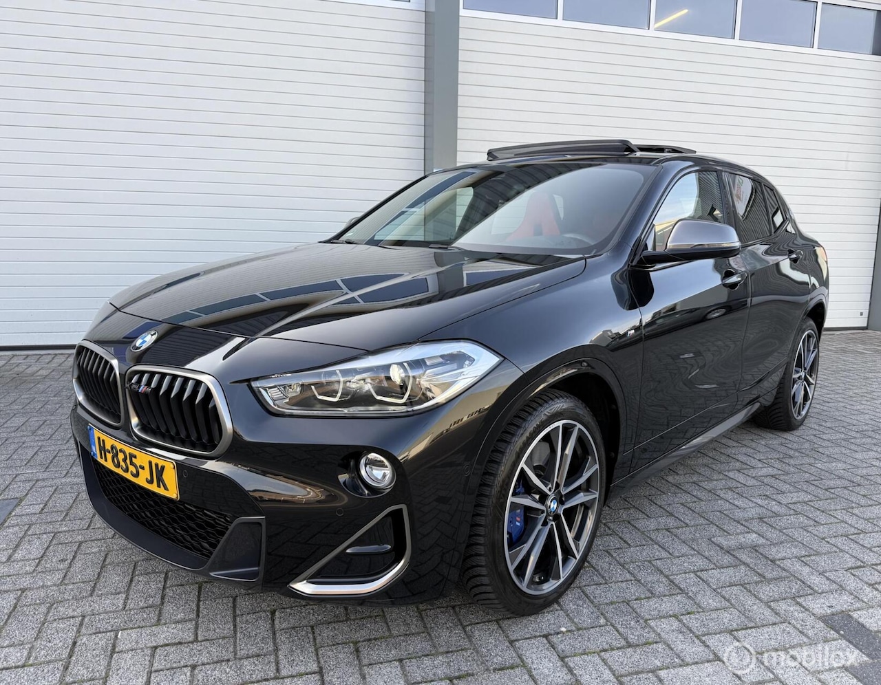 BMW X2 - M35i High Executive|PANO|37.000KM|KUIPSTOELEN|CARPLAY - AutoWereld.nl