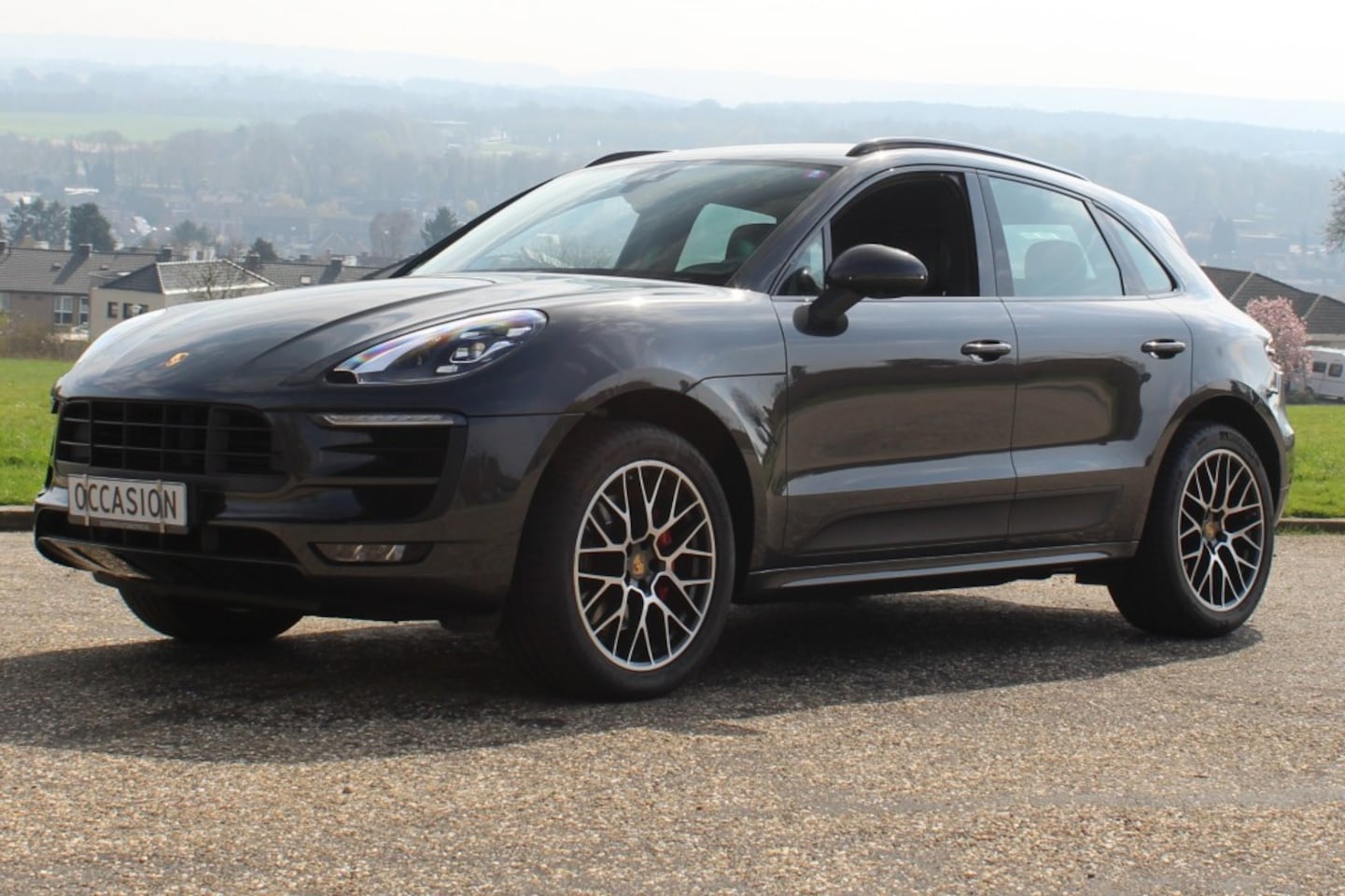 Porsche Macan - 3.0 GTS Sport Chrono /Leer/ Sportuitlaat/ Trekhaak !!! - AutoWereld.nl