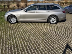 BMW 5-serie Touring - 528i Uitstekende staat