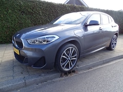 BMW X2 - XDRIVE25E M-Sport Hybride Automaat-Carplay-Cruise-Pdc-verw stl-Pdc-Blth